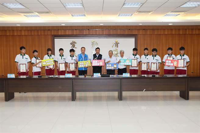 全国技能竞赛中区分区竞赛，苗栗县共有6所国、高中青年学子好手角逐，过关斩将荣获金牌9面、银牌7面和铜牌6面。（苗栗县政府提供／李京升苗栗传真）