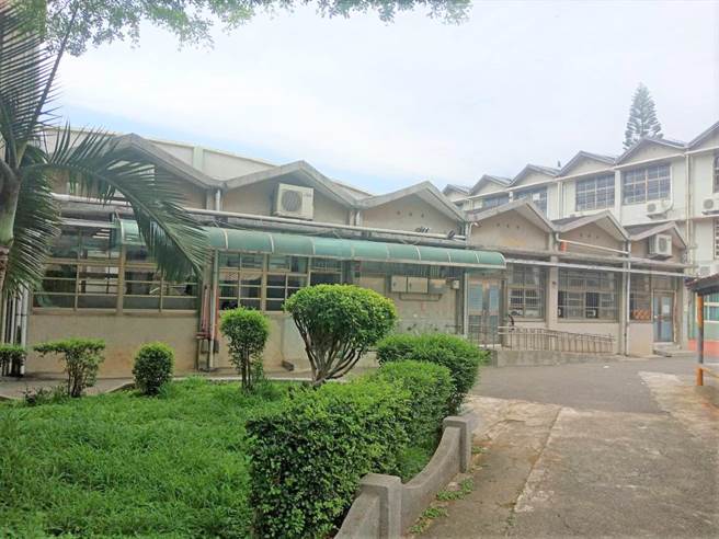 桃园内坜国中校舍老旧、空间不足。（蔡依珍摄）