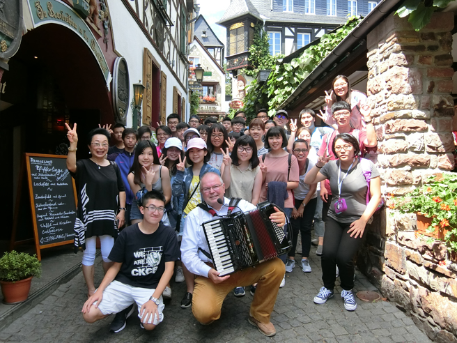 中德文化经济交流协会率领台湾学子赴德国海外学习，致力促进台湾与欧洲在文化及经济领域的多元交流。(戴志扬翻摄)