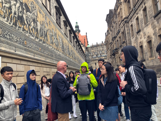 中德文化经济交流协会率领台湾学子赴德国海外学习，致力促进台湾与欧洲在文化及经济领域的多元交流。(戴志扬翻摄)