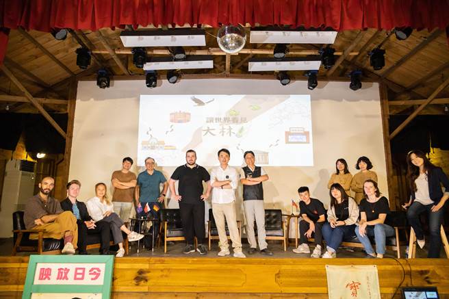 民進黨山區立委擬參選人陳冠廷今邀台灣世代教育基金會的外籍研究員及實習生造訪大林鎮。（陳冠廷競選團隊提供∕呂妍庭嘉義傳真）