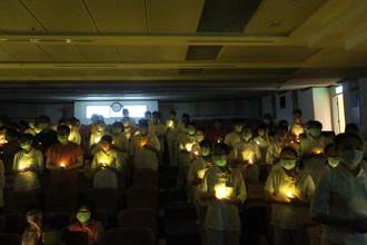 防疫降級後的護師節  彰化醫院燭光傳承南丁格爾精神