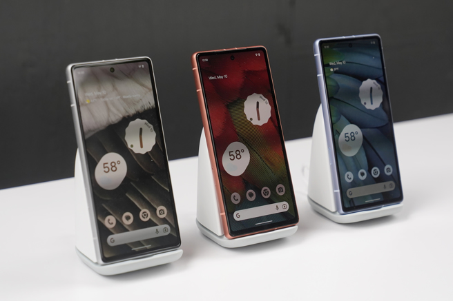 史上最强中阶防水手机来了！Google Pixel 7a旗舰功能、售价曝光 。(图/美联)