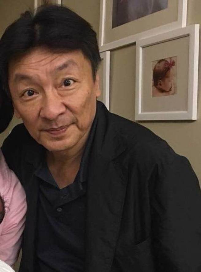 人称四海帮「刘德华」 ，前帮主「弟哥」张建英病逝。(读者提供)