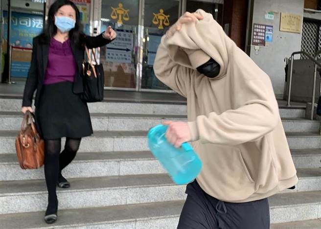 费鸿泰儿子在网路辱骂美容千金，士院判决出炉。（李文正摄）