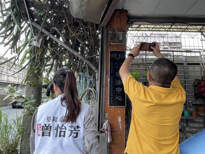 工地附近民宅梁柱亦产生裂缝，相当危险。（曾怡芳办公室提供／徐佑升基隆传真）