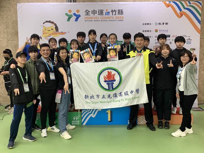 新北市立光復高中射击队在今年全中运缴出2金2银1铜的亮眼成绩单。(光復高中提供)