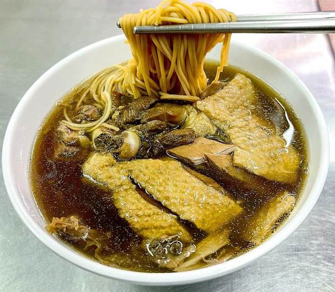 三好一公道当归鸭开业超过70年。(摘自米其林指南官方网站)