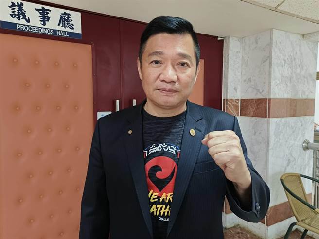 2连霸嘉义市议员陈家平争取国民党提名参选立委。（廖素慧摄）