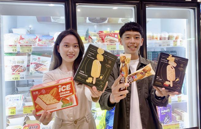 全联陆续推出独家冰品，主打特色「甜点系」新冰。（全联提供）