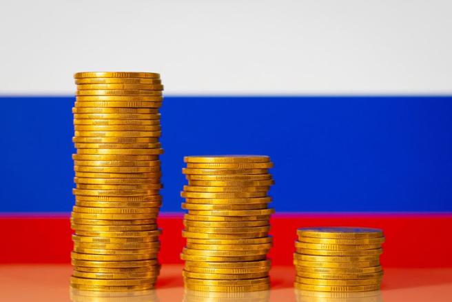 俄罗斯2554亿资产遭冻结，欧盟拟用于重建乌克兰，瑞士忧违法难决定。（示意图／shutterstock）