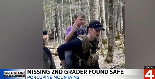 志工于8日顺利在距离营区约3.2公里处的一个树干下发现南特。