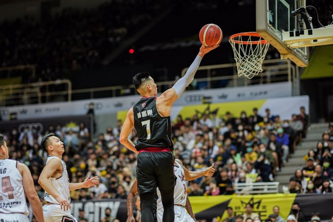 诈骗集团假借林书豪名义替孤儿院募款进行诈骗。(钢铁人提供)