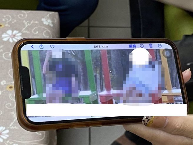 受害学生家长说陈姓男师会先利用假日邀约学生出去游玩，拍摄简单的日常生活照片博取学生与家长的信任。(翻摄自学生家长手机)