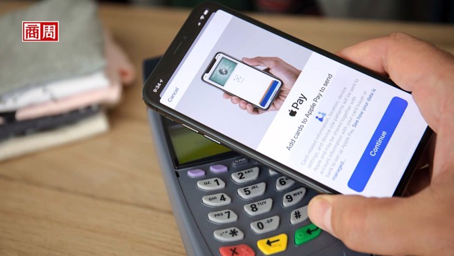 推出超过8年的Apple Pay日渐普遍，根据德意志银行报告，其交易量在 2022年假日旺季年成长逾6成。(来源：Dreamstime) 