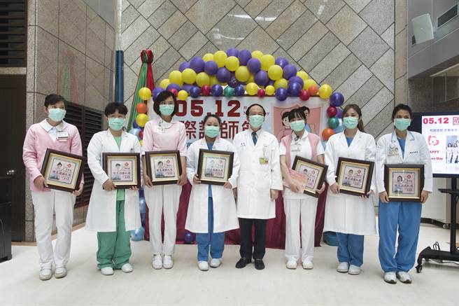 台东马偕医院国际护师节表扬活动。（蔡旻妤摄）