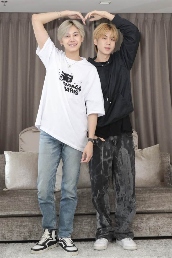 Boun（左）、Prem组成的「麻绳CP」深受粉丝喜爱。（孙伊萱摄）