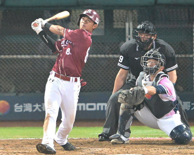 乐天桃猿杨晋豪。（资料照，季志翔摄）