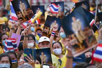 泰國今大選 昔日「反皇派」、年輕族群成關鍵