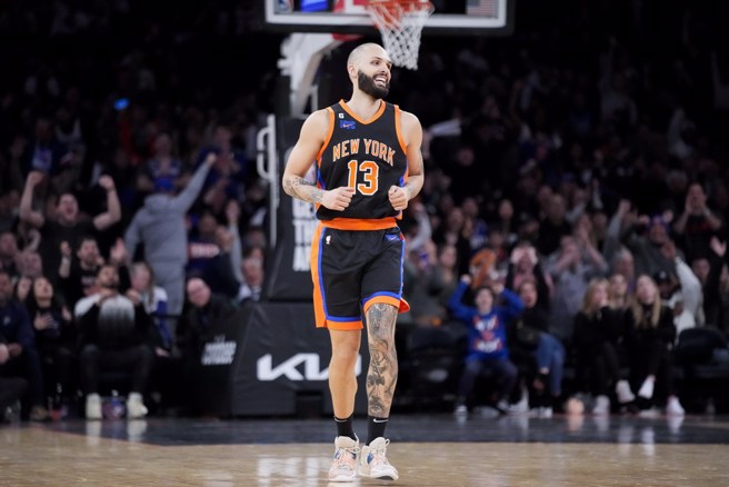 佛尼耶本季角色突然从上季先发主力变成板凳中的板凳。(美联社资料照)