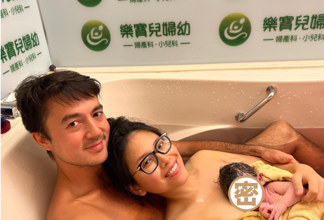 班杰分享一家三口合照。（图／重感情创意提供）