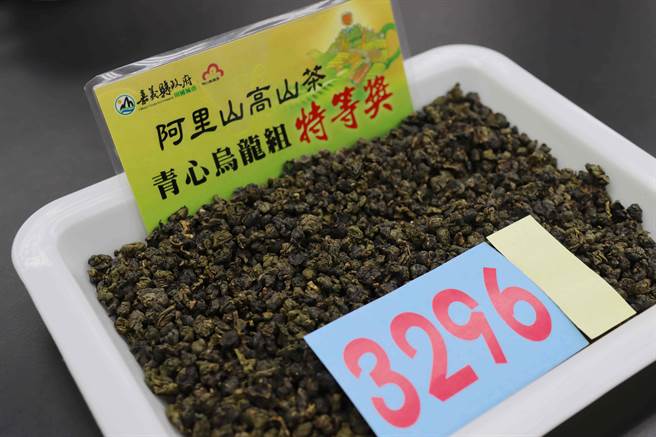 今再透过直播，由林金池等3位评审选出特等奖、头等及冠军。（吕妍庭摄）