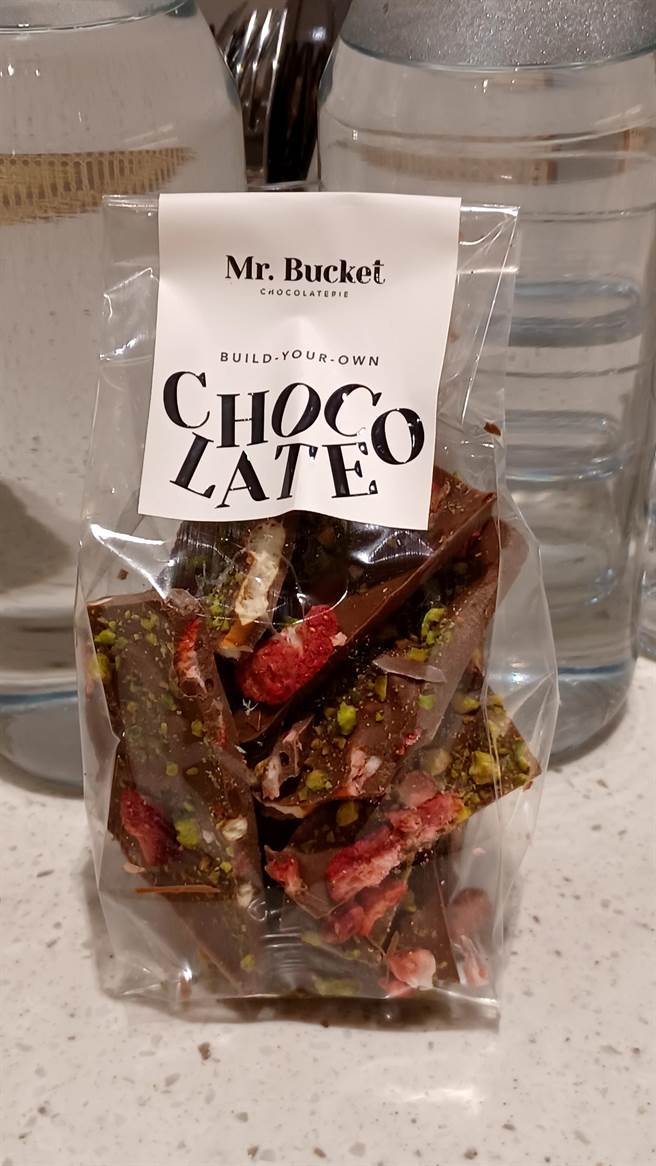 客制化巧克力每款都独一无二，送礼自用皆宜。（陈韵萍摄）