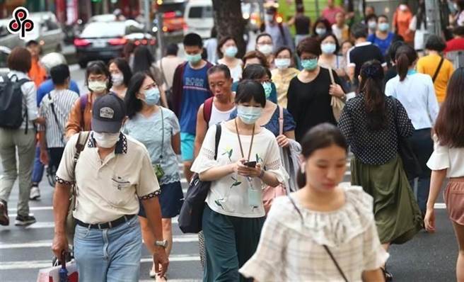 今年3月公共政策网路参与平台有网友针对「周休3日」提案，希望让台湾成为亚洲第1个周休3日的领头羊，该提案已过5000人的门槛，主管机关最迟须于6月26日前回覆。（本报系资料照）