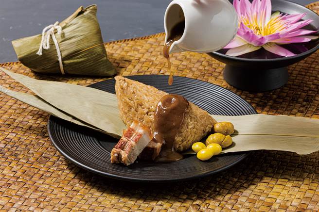 7-11预购包含「涵碧苏杭精品粽」，399元。（7-11提供）