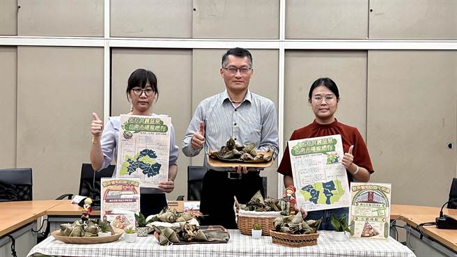 经发局市场处因应端午节庆到来，盘点出辖内传统市场贩售粽子的摊位。（张毓翎摄）