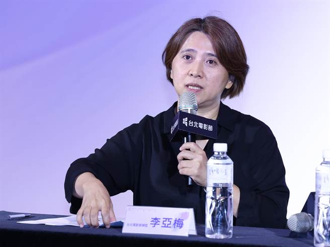 台北电影节总监李亚梅分享今年入围遗珠和死亡之组。（陈俊吉摄）