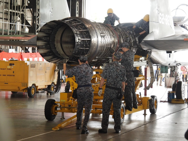 日本F-15J使用的普惠F100-PW-220涡轮扇引擎。(图/JASDF)
