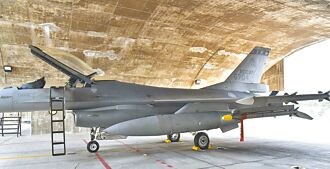 F-16V正式掛載響尾蛇飛彈 防空戰力躍進