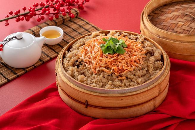 医师解释病况到一半，病患儿子竟突喊「油饭」。（图／shutterstock）