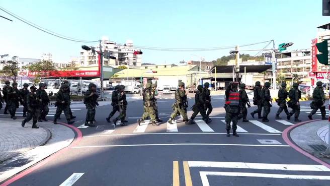 新北后备旅动员教召资料画面。(中时资料库)