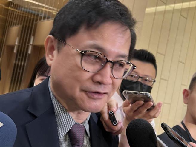 （和硕董事长童子贤受访。图／彭媁琳摄）