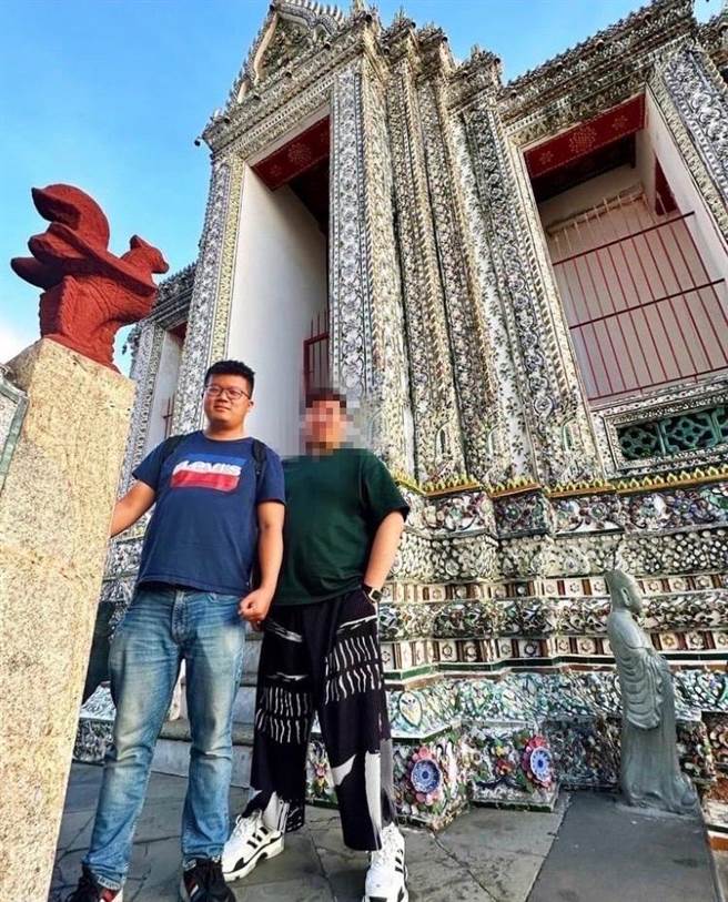 近日投入国民党嘉义市立委徵召初选的嘉义市建设处长田长沛（左） ，今在市议会定期会上，遭议员蔡文旭爆料与市府多项标案得标厂商一起到泰国旅游。（蔡文旭提供∕吕妍庭嘉义传真）