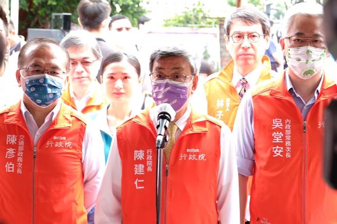 和硕董事长童子贤指出应该重启核一、核二，行政院长陈建仁表示，非核家园是台湾重要共识。（赖佑维摄）