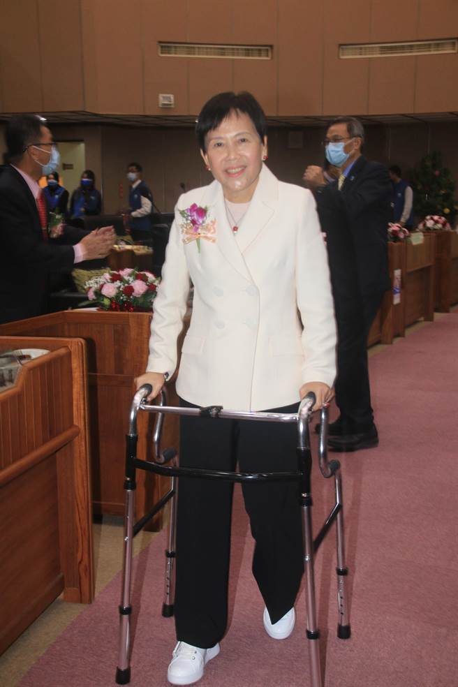 尚羁押禁见中的议长刘陈昭玲递出议长宝座辞职书，让议会不知如何是好。（许逸民摄）