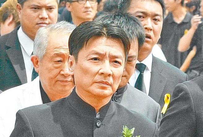 绰号「弟哥」的前四海帮主张建英逝世，6月9日公祭。（本报资料照片）