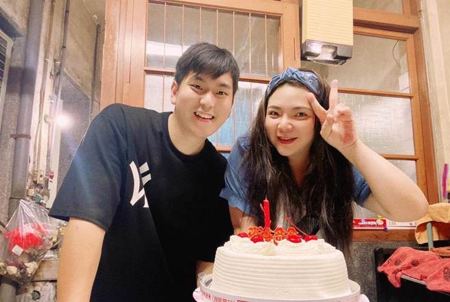 宋晉賢日前指控小甜甜疑似虐狗，雙方隔空交火。（圖／擷取自宋晉賢臉書）