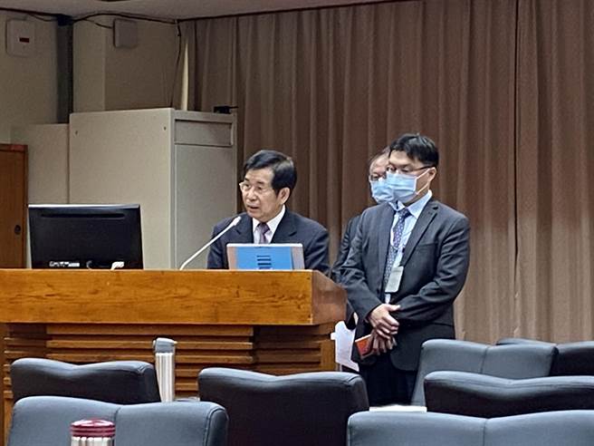 教育部长潘文忠表示，周休3日议题，不能只在教育领域讨论。（林志成摄）