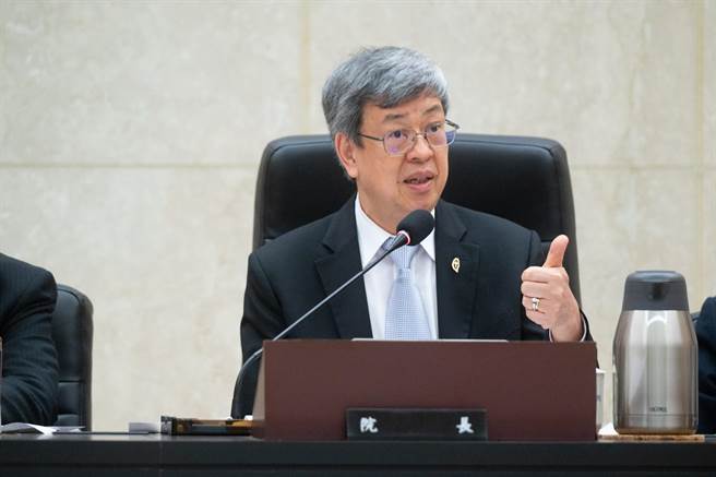 行政院长陈建仁曾表态，对军公教明年加薪「持正面看法」（资料照）