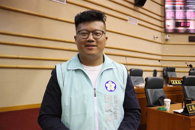 嘉义市政府建设处长田长沛强调他绝对遵守选罢法和行政中立法，上班期间有任何选举活动，他一定会依法请假。（吕妍庭摄）