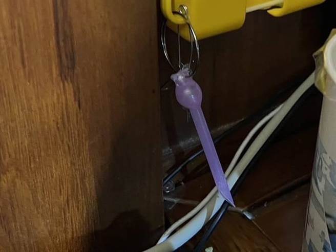 警方查获安非他命及吸食器等证物。（翻摄照片／林郁平台北传真）