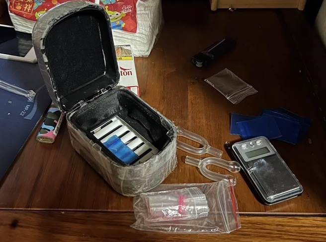 警方查获安非他命及吸食器等证物。（翻摄照片／林郁平台北传真）