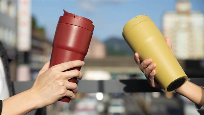 「女子生活提案」环保住房专案，入住即依房型加赠今年7月将推出的最新「Woky沃厨浑圆杯770ml」2入。（神旺商务酒店、Woky提供）