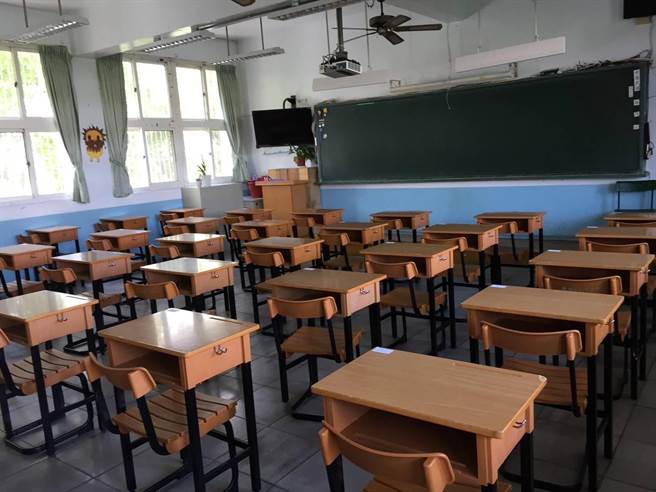 竹南镇君毅高中国中会考试场已完成准备工作。（君毅高中提供／谢明俊苗栗报导）