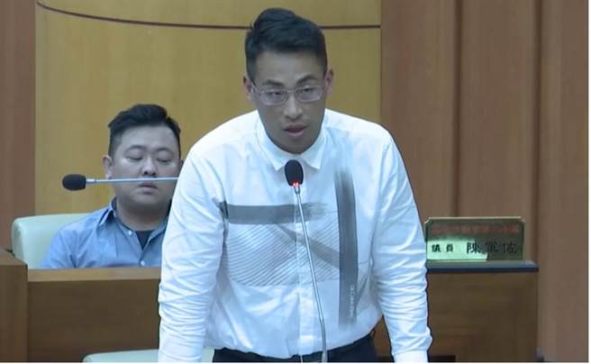 ▲民进党立委拟参选人张秉钧表示，里邻监视器1200万的预算约仅够基隆市每一个里新增一台监视器，数量恐不足，请市府再研议。（徐佑升摄）