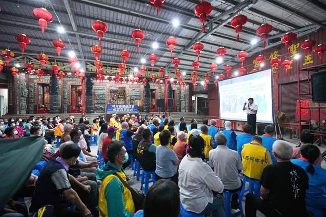 竞选连任的傅昆萁今晚在花莲市圣修宫举行第四场「昆萁与您有约」地方基层座谈。（傅昆萁办公室提供／王志伟花莲传真）